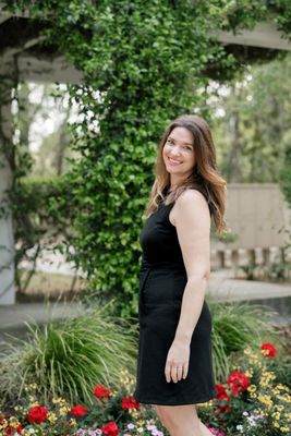 Portrait of Ashley Strouse, Real Estate Advisor.